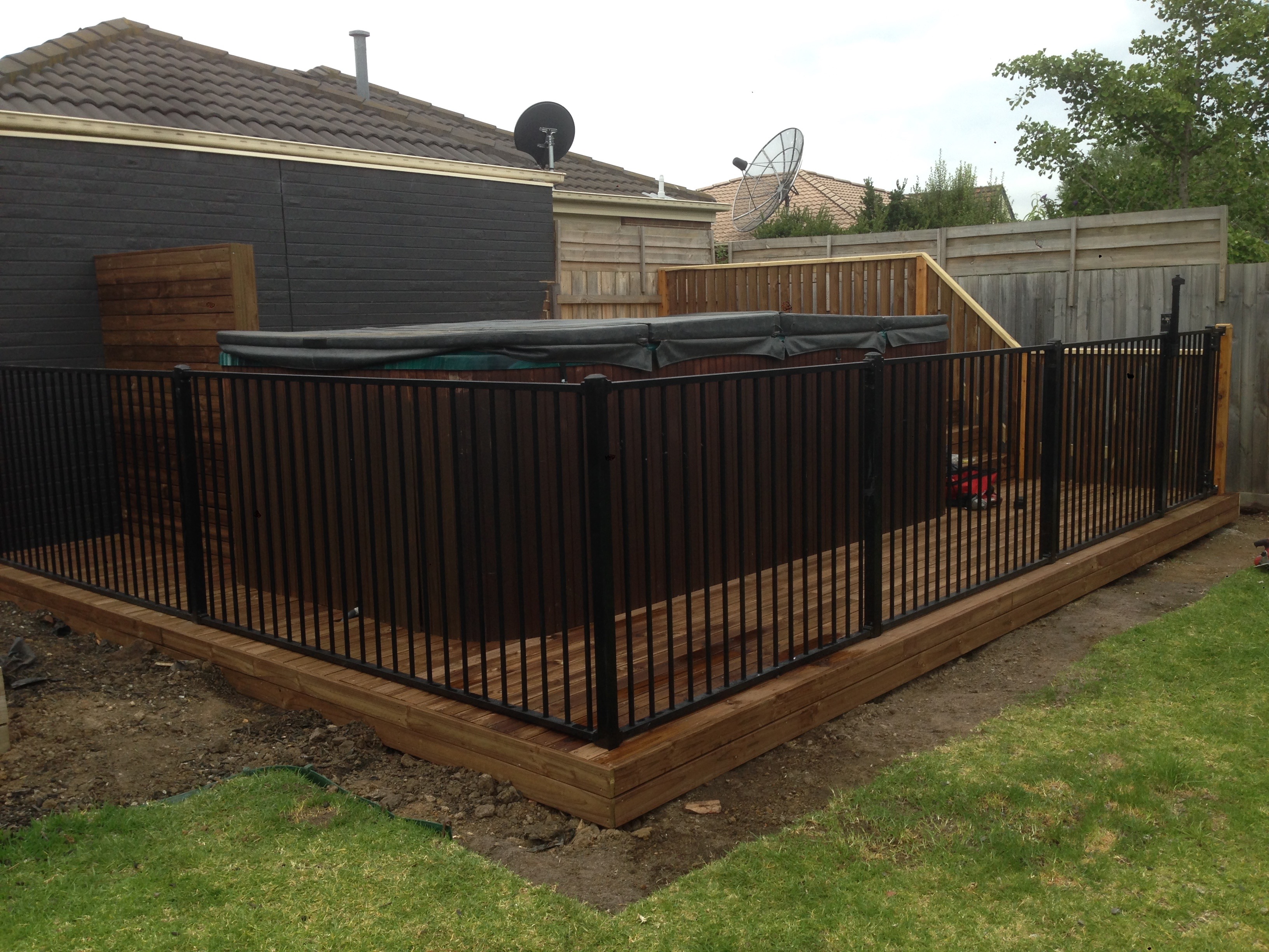 pool-fencing-and-gates-3